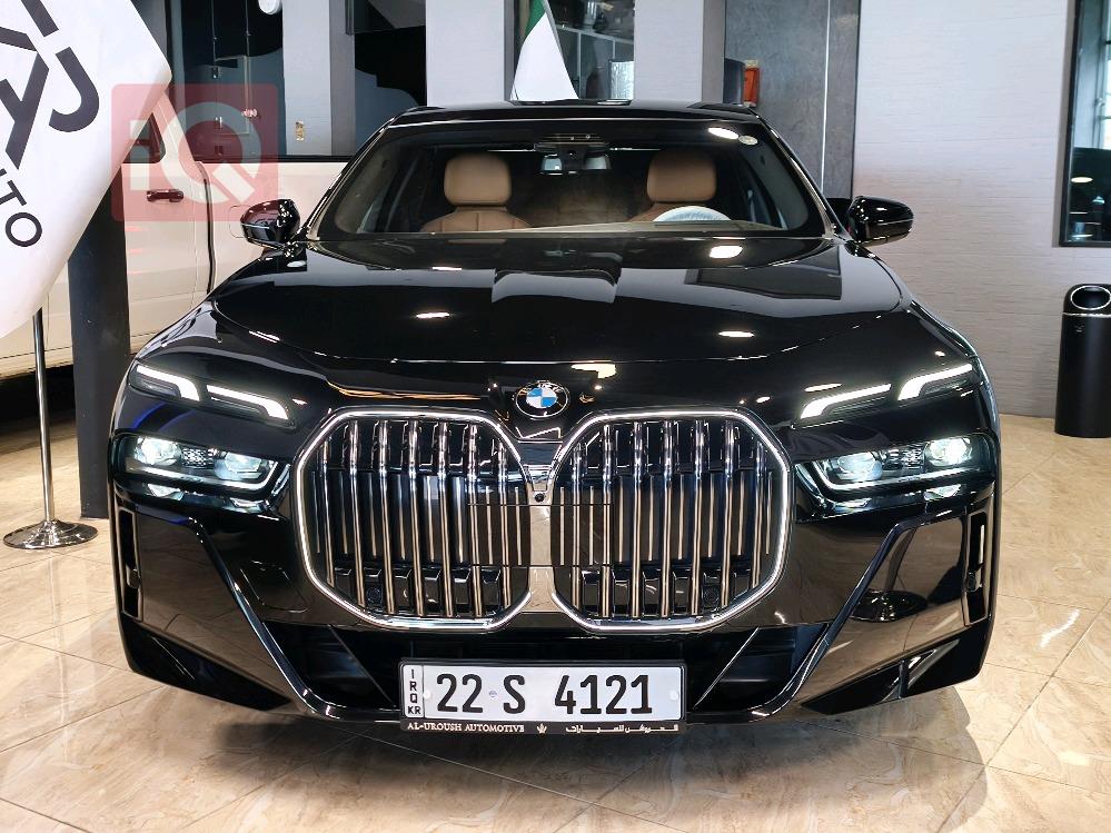 بي ام دبليو الفئة 7